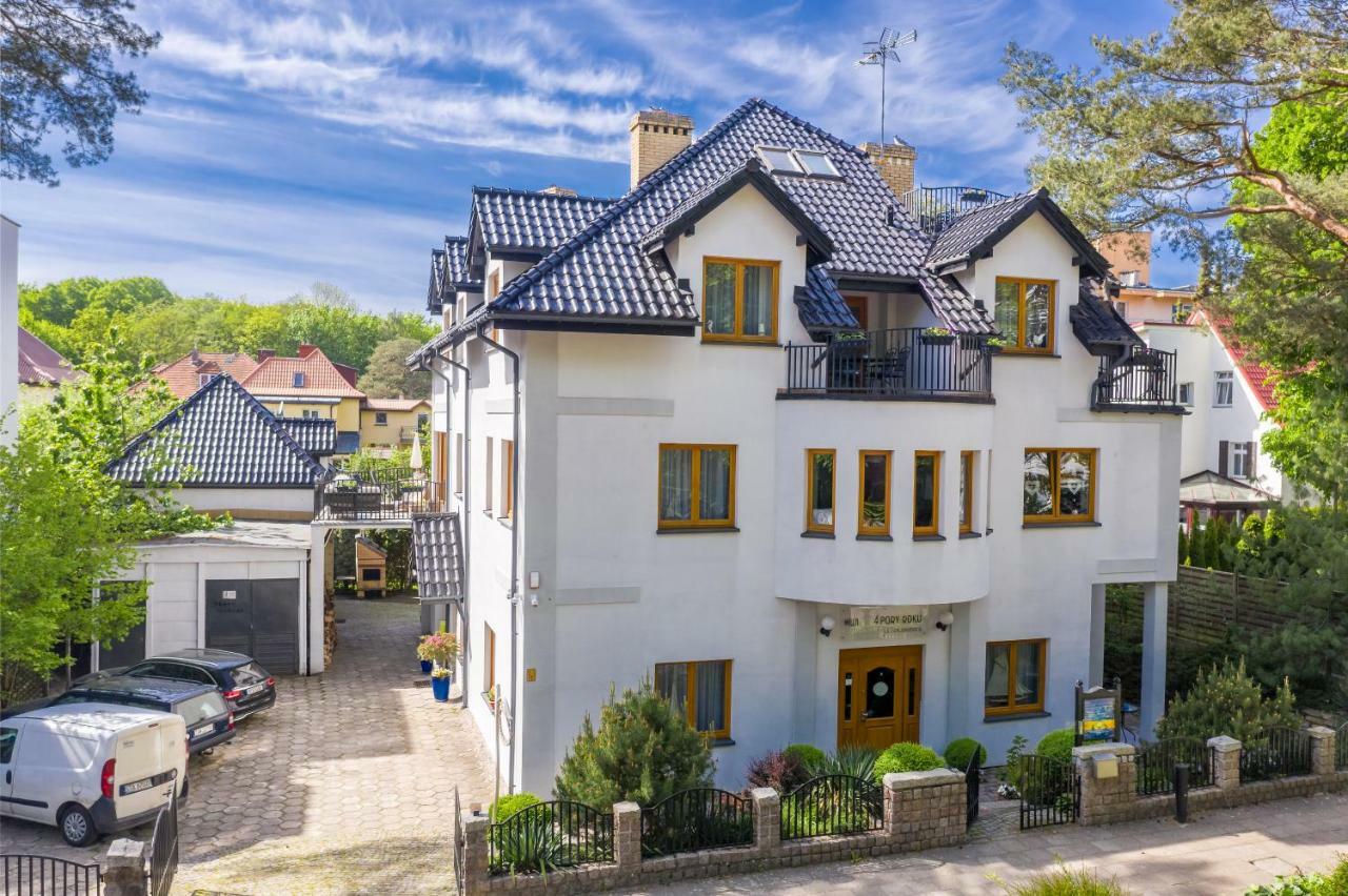 Willa 4 Pory Roku & Uznam Świnoujście Exteriör bild
